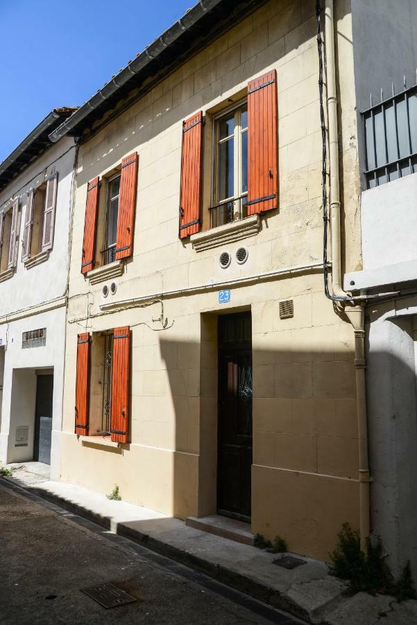 Le Sureau Apartamento Avinhão Exterior foto